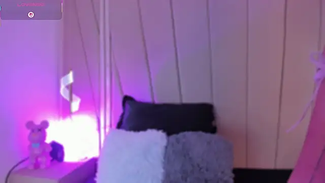 Nikki vega online show from 02/27/25, 04:31