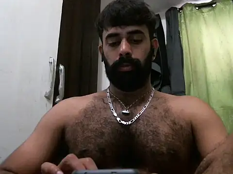 Snapshot of indianhairybull chatting on 03/04/25, 04:38 indianhairybull online show from 03/04/25, 04:38