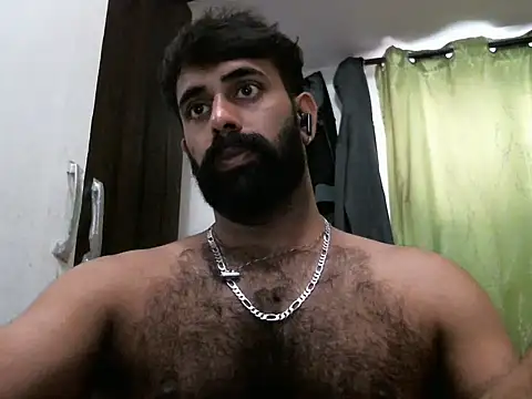 Snapshot of indianhairybull chatting on 03/11/25, 04:21 indianhairybull online show from 03/11/25, 04:21