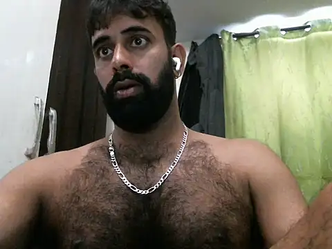 Snapshot of indianhairybull chatting on 11/04/25, 04:55 indianhairybull online show from 11/04/25, 04:55