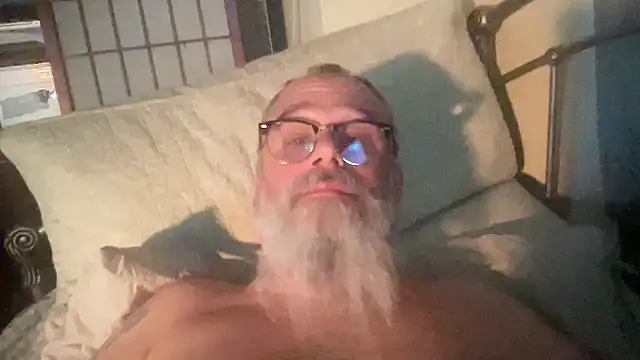 Snapshot of BigManCandy chatting on 02/03/25, 05:18 BigManCandy online show from 02/03/25, 05:18