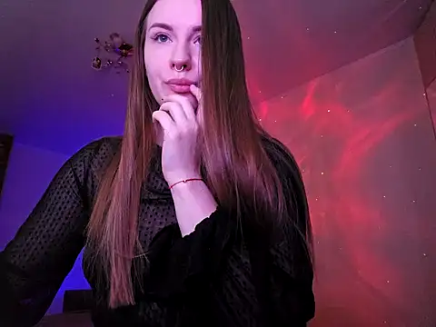 Snapshot of aava__bbrown chatting on 02/18/25, 11:11 aava bbrown online show from 02/18/25, 11:11