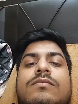 Snapshot of sethgamble000777 chatting on 02/04/25, 05:34 sethgamble000777 online show from 02/04/25, 05:34