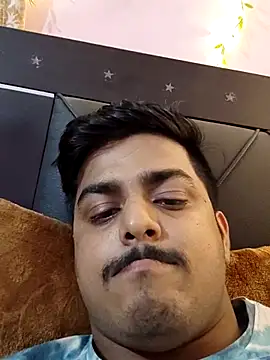 Snapshot of sethgamble000777 chatting on 02/23/25, 05:07 sethgamble000777 online show from 02/23/25, 05:07