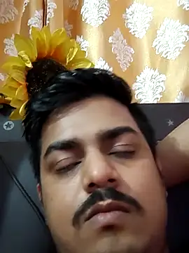 Snapshot of sethgamble000777 chatting on 03/09/25, 04:00 sethgamble000777 online show from 03/09/25, 04:00