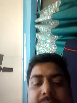 Snapshot of sethgamble000777 chatting on 11/25/25, 07:36 sethgamble000777 online show from 11/25/25, 07:36