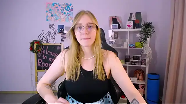 VeronicaAndersen online show from 02/04/25, 09:49