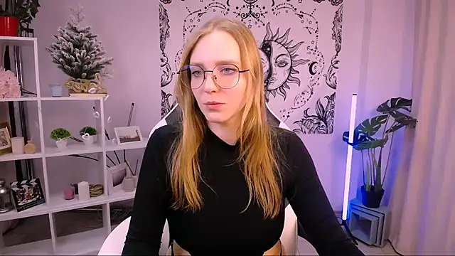 VeronicaAndersen online show from 02/10/25, 12:19