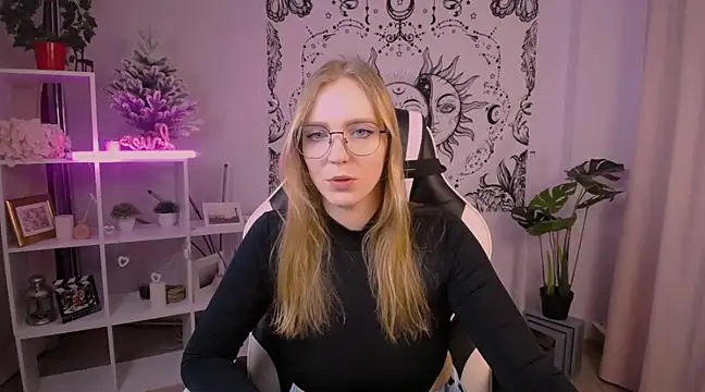 VeronicaAndersen online show from 02/15/25, 10:00