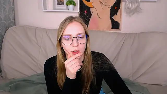 VeronicaAndersen online show from 03/23/25, 12:04