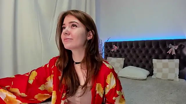 Ella Mayers online show from 02/03/25, 03:31