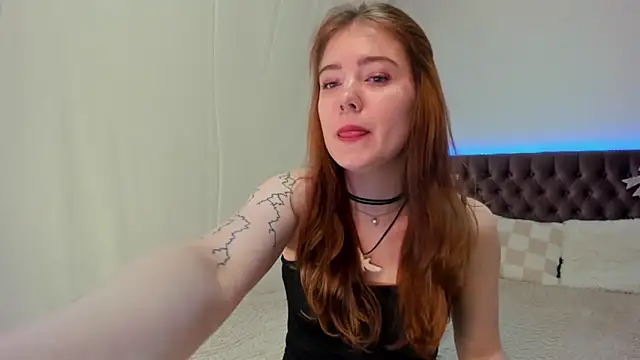 Ella Mayers online show from 03/09/25, 09:25