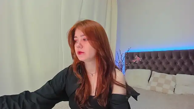 Ella Mayers online show from 03/15/25, 09:16