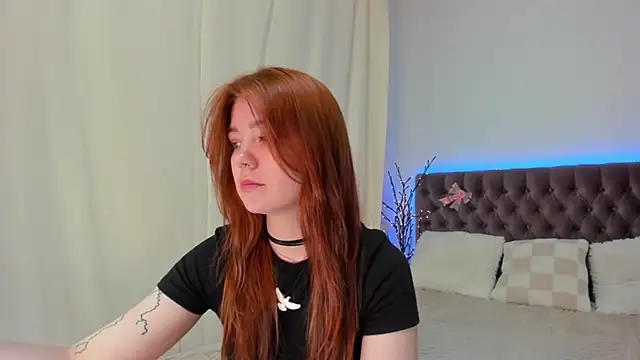Ella Mayers online show from 03/17/25, 12:41