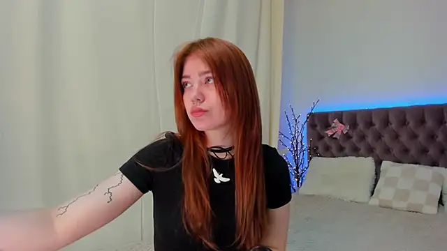 Ella Mayers online show from 03/20/25, 12:19