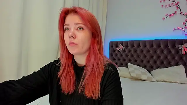 Ella Mayers online show from 10/05/25, 12:14