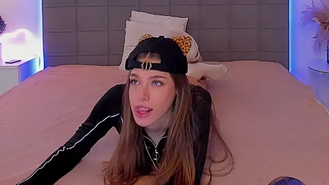 Snapshot of melissacrayzy chatting on 04/11/26, 07:45 melissacrayzy online show from 04/11/26, 07:45