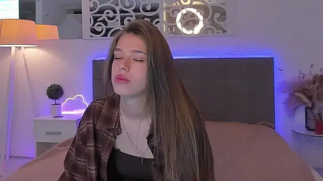 Snapshot of melissacrayzy chatting on 06/13/26, 06:33 melissacrayzy online show from 06/13/26, 06:33