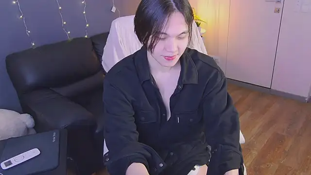 Snapshot of just_gay_ chatting on 02/03/25, 04:41 just gay  online show from 02/03/25, 04:41