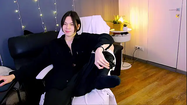 Snapshot of just_gay_ chatting on 02/05/25, 04:14 just gay  online show from 02/05/25, 04:14