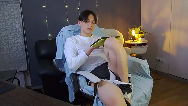 Snapshot of just_gay_ chatting on 02/15/25, 04:14 just gay  online show from 02/15/25, 04:14