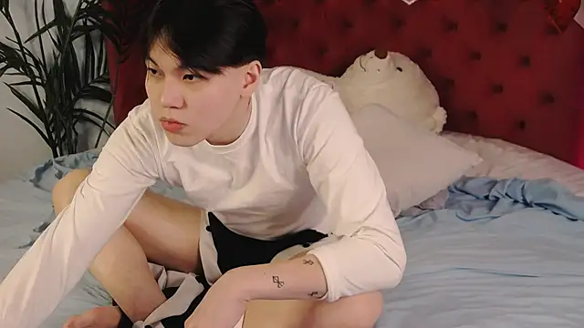 Snapshot of just_gay_ chatting on 02/15/25, 01:38 just gay  online show from 02/15/25, 01:38