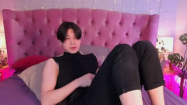 Snapshot of just_gay_ chatting on 03/08/25, 07:31 just gay  online show from 03/08/25, 07:31