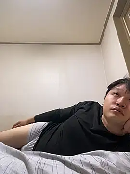 offwhite777 online show from 02/08/25, 01:33