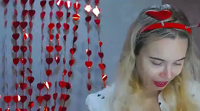 TessaStarr online show from 02/12/25, 07:13