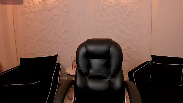 BeccaBaxter online show from 05/10/26, 12:10