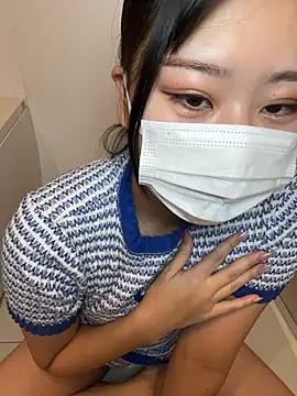 Snapshot of Rara__oo chatting on 11/26/25, 05:19 Rara oo online show from 11/26/25, 05:19