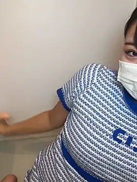 Snapshot of Rara__oo chatting on 12/15/25, 07:56 Rara oo online show from 12/15/25, 07:56