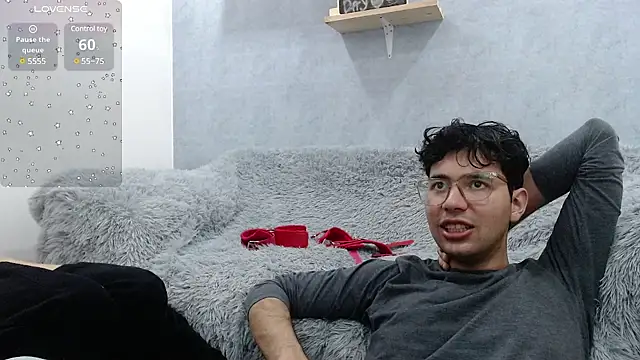 makizenin  online show from 02/18/25, 06:37