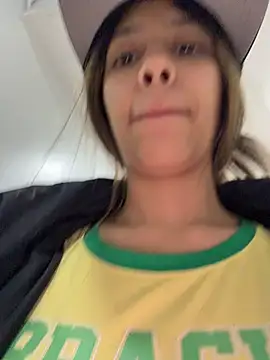 vicky bass online show from 11/20/25, 09:03