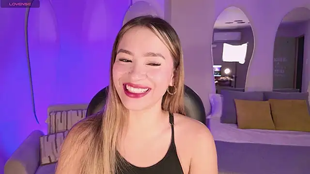 AmaiaHaywood online show from 11/05/25, 06:02