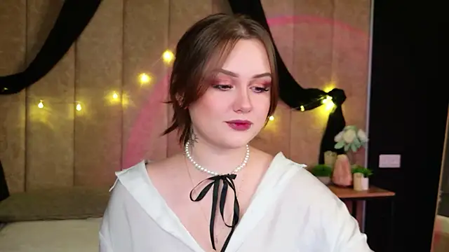 Kendra Parlow online show from 11/04/25, 08:30