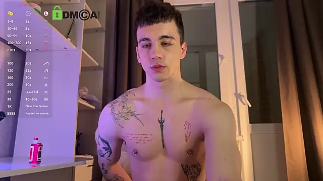 Snapshot of VincentSmith02 chatting on 12/17/25, 12:16 VincentSmith02 online show from 12/17/25, 12:16