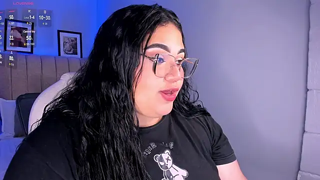 Snapshot of _michel_bbw chatting on 05/12/26, 03:03 michel bbw online show from 05/12/26, 03:03