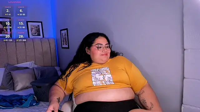 Snapshot of _michel_bbw chatting on 05/29/26, 02:42 michel bbw online show from 05/29/26, 02:42