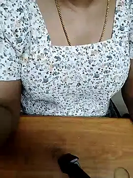 Tamil Radha online show from 10/22/25, 05:24