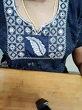 Tamil Radha online show from 12/17/25, 05:46