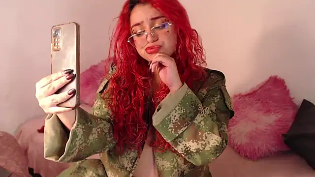 EstefyTabbo online show from 09/29/25, 10:25