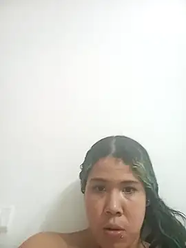 Snapshot of kimberlitaz chatting on 02/05/25, 10:19 kimberlitaz online show from 02/05/25, 10:19