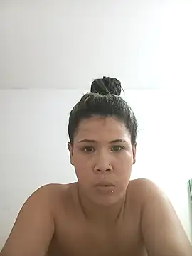 Snapshot of kimberlitaz chatting on 02/09/25, 10:20 kimberlitaz online show from 02/09/25, 10:20