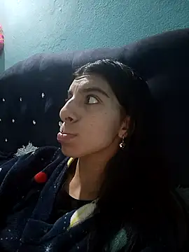 Ariell Kieran online show from 11/07/25, 03:39