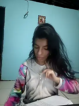 Ariell Kieran online show from 11/11/25, 08:03