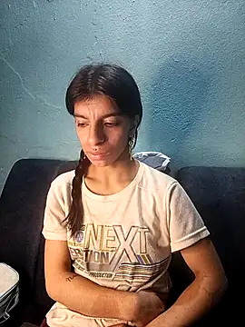 Ariell Kieran online show from 11/20/25, 02:45