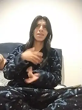 Ariell Kieran online show from 07/05/26, 04:41