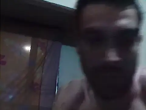 Snapshot of beatle666 chatting on 02/13/25, 12:35 beatle666 online show from 02/13/25, 12:35