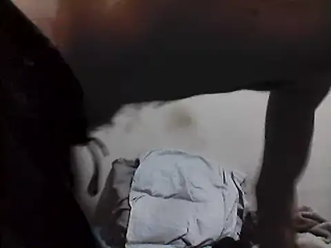 Snapshot of beatle666 chatting on 03/04/25, 03:44 beatle666 online show from 03/04/25, 03:44